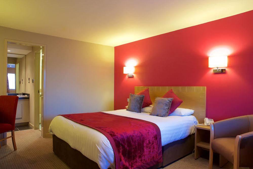 Travelodge Aberdeen Airport Exterior photo
